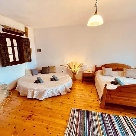 Tramontana Holiday home *